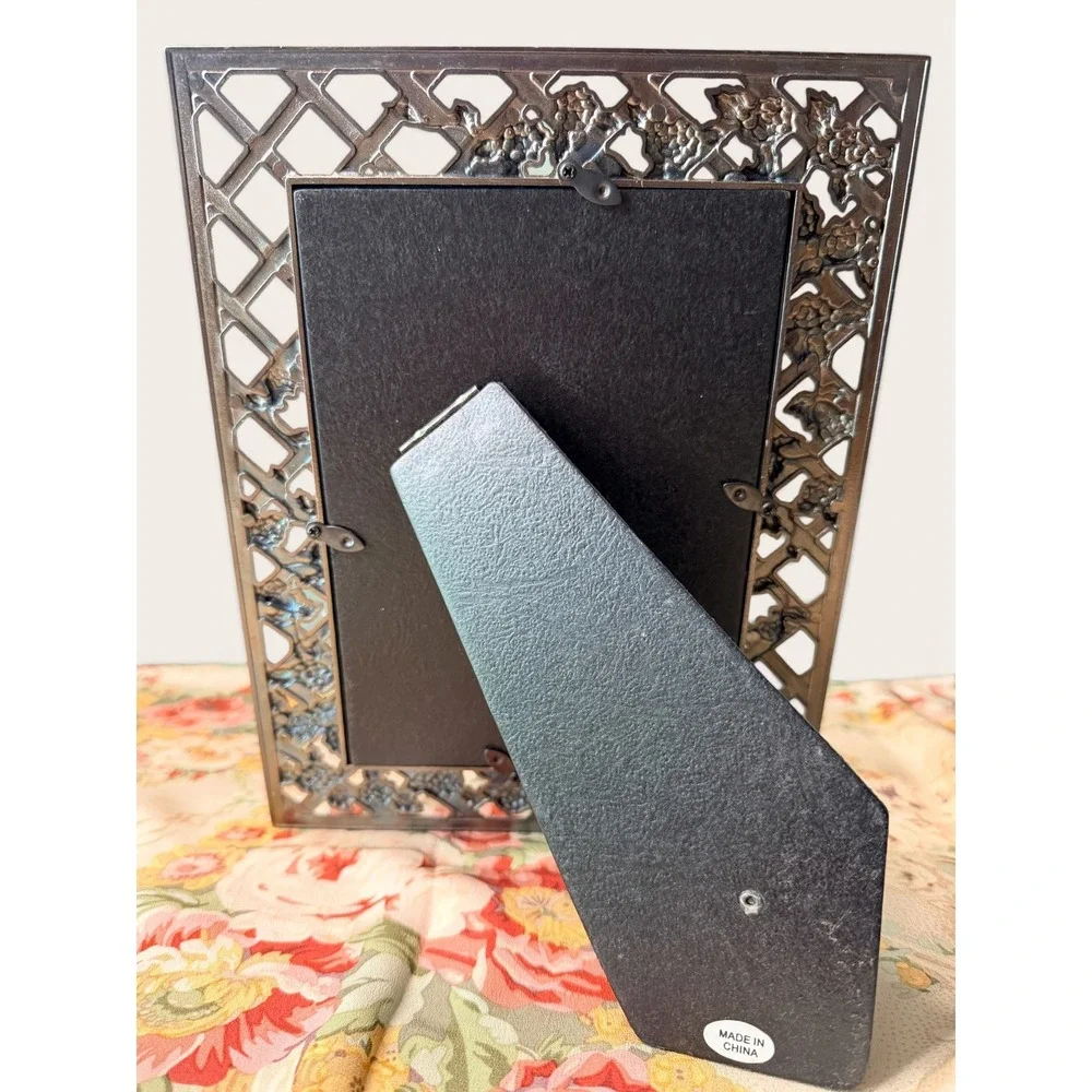 Vintage Style Pewter Tone Metal Rose Lattice Picture Frame Cottagecore  5x7